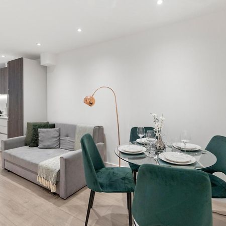 Spacious Luxury Apartment King Bed - Central Location Londra Esterno foto
