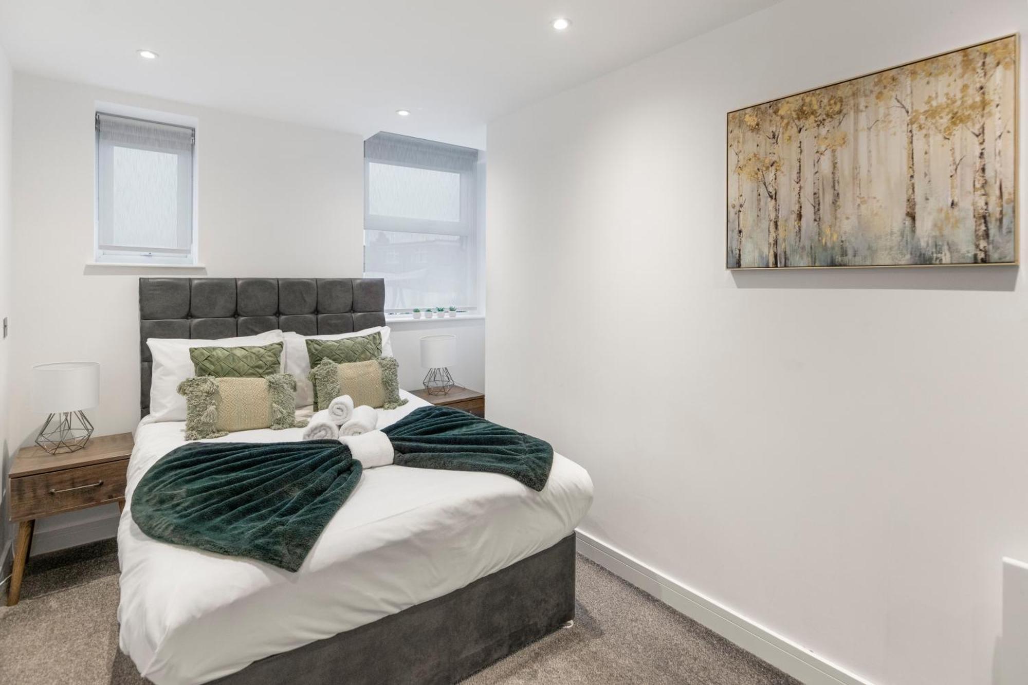 Spacious Luxury Apartment King Bed - Central Location Londra Esterno foto