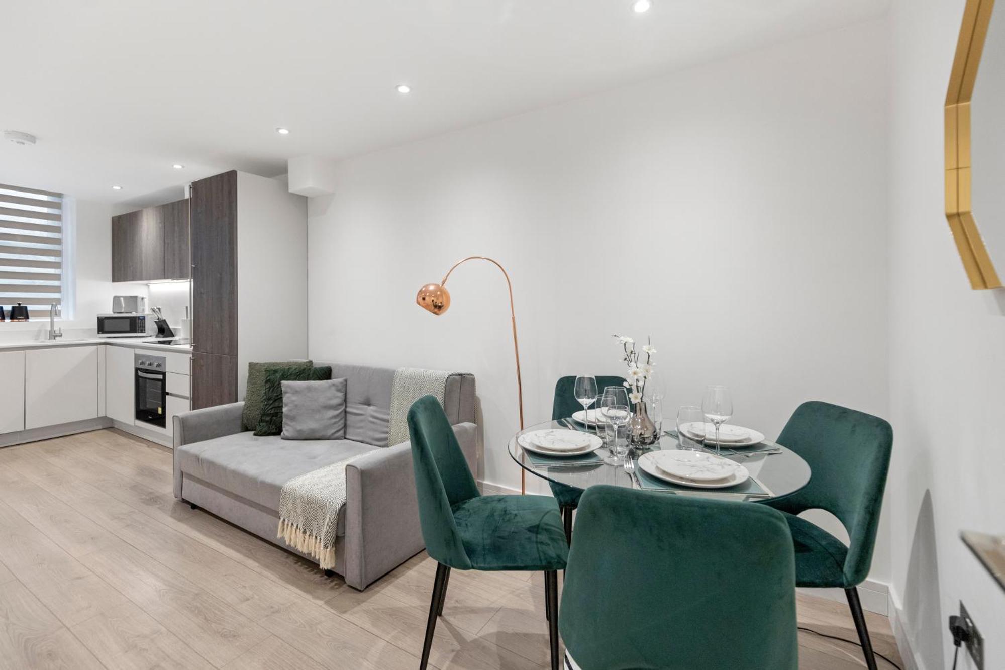 Spacious Luxury Apartment King Bed - Central Location Londra Esterno foto